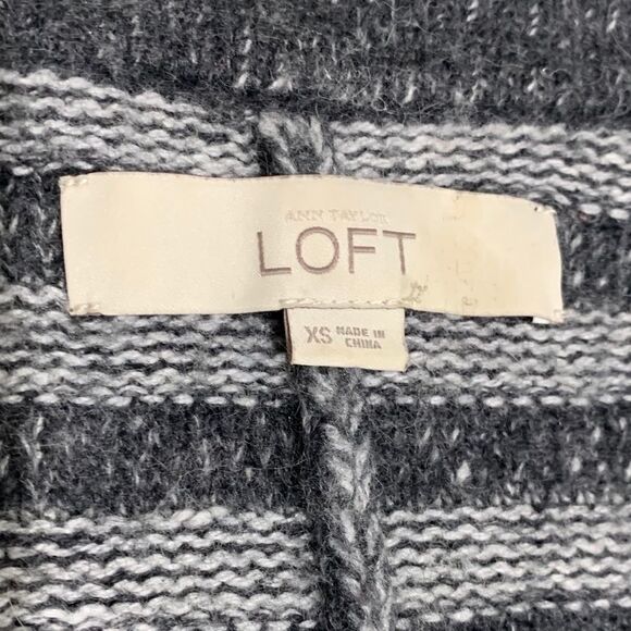 Ann Taylor Loft Gray Striped Open Cardigan – Size XS - Picture 5 of 7